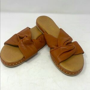 L’artigiano Lucchese Brown Leather Knotted Slip-On Sandals Size 9.5